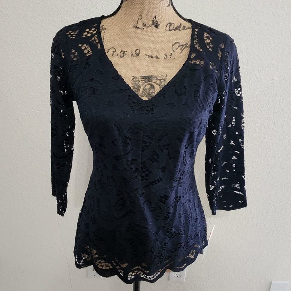 NANETTE Lepore navy blue gorgeous lace blouse size XS NEW